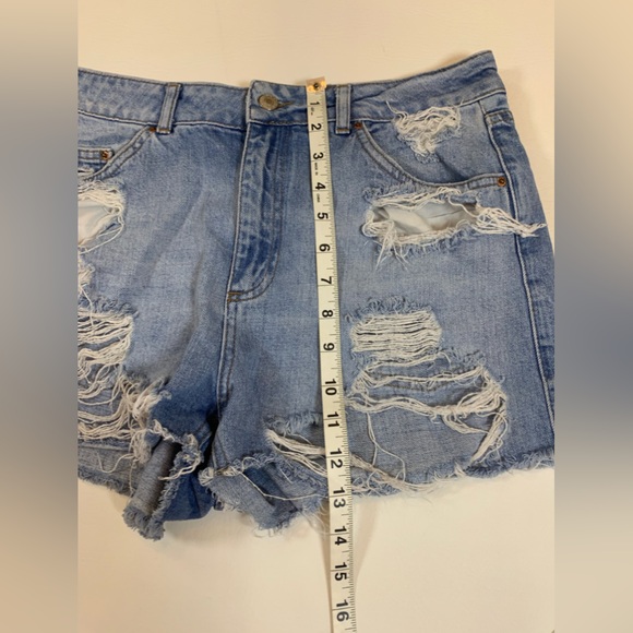 Topshop Mom denim factory distressed shorts, size 12 women’s (i) - Picture 2 of 7